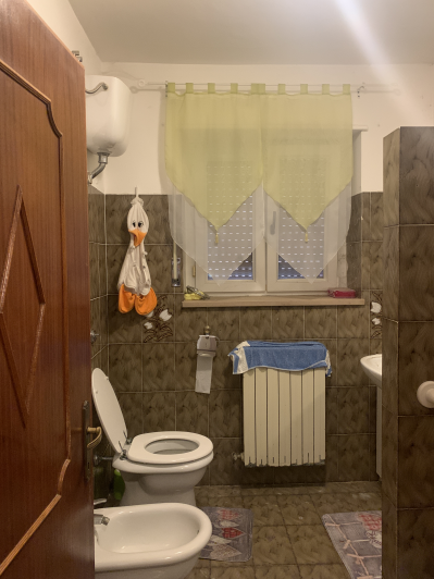 Image No.18-4 Bed Townhouse for sale