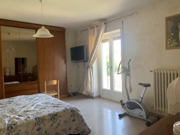 Image No.29-4 Bed Townhouse for sale