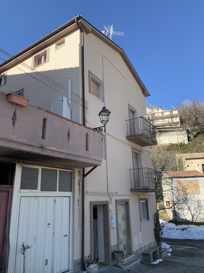 Image No.57-4 Bed Townhouse for sale