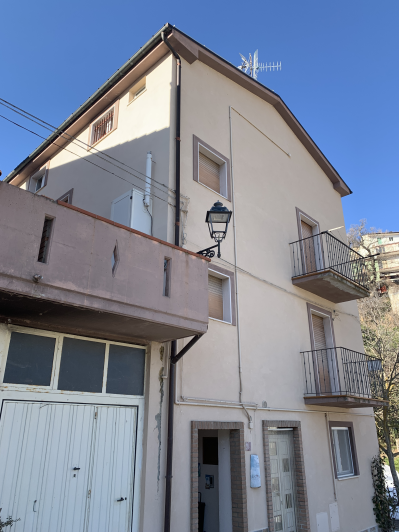 Image No.59-4 Bed Townhouse for sale