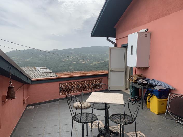 Image No.4-2 Bed Property for sale