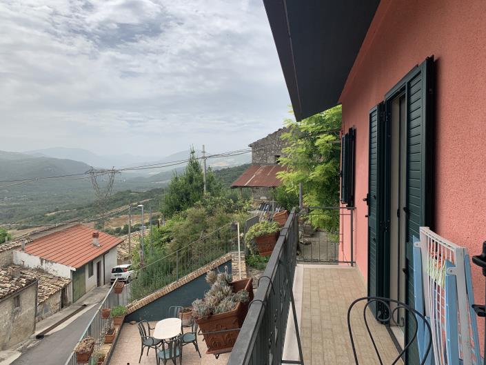 Image No.26-2 Bed Property for sale