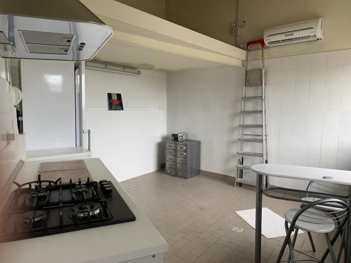 Image No.38-2 Bed Property for sale