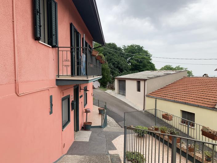 Image No.60-2 Bed Property for sale