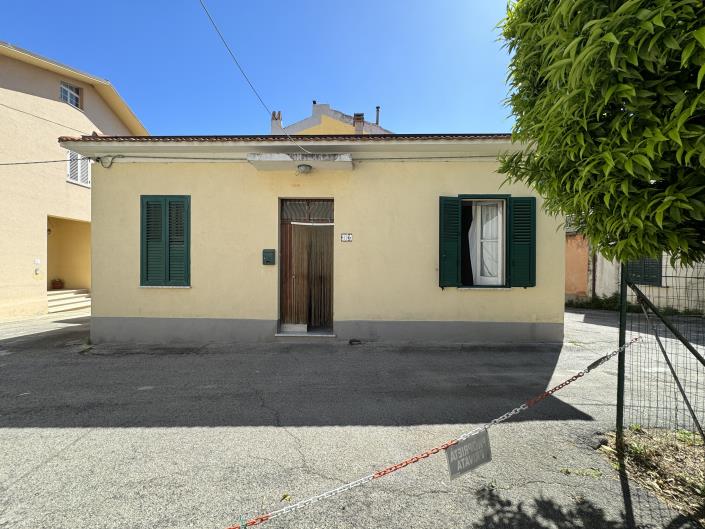 Image No.4-1 Bed Townhouse for sale