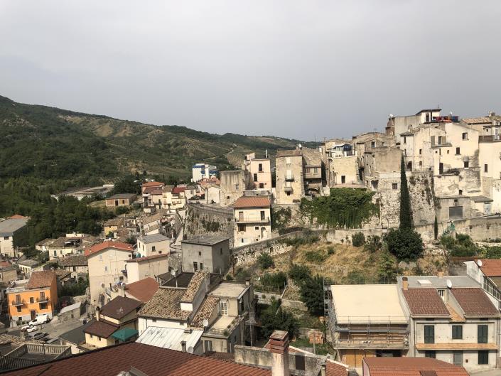 Image No.27-4 Bed Townhouse for sale