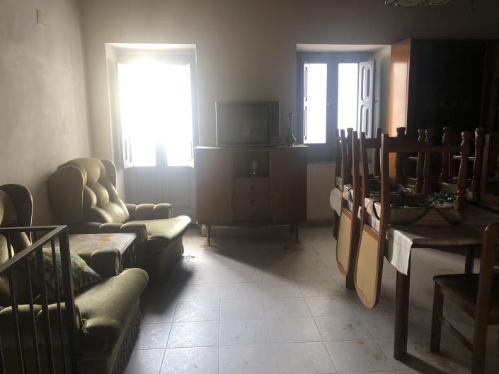 Image No.39-4 Bed Townhouse for sale