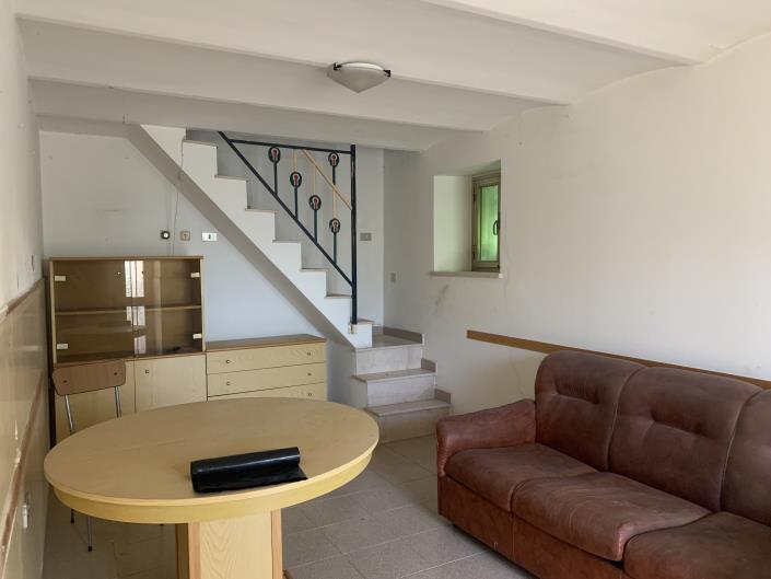 Image No.10-4 Bed Townhouse for sale