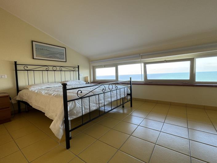 Image No.28-2 Bed Apartment for sale