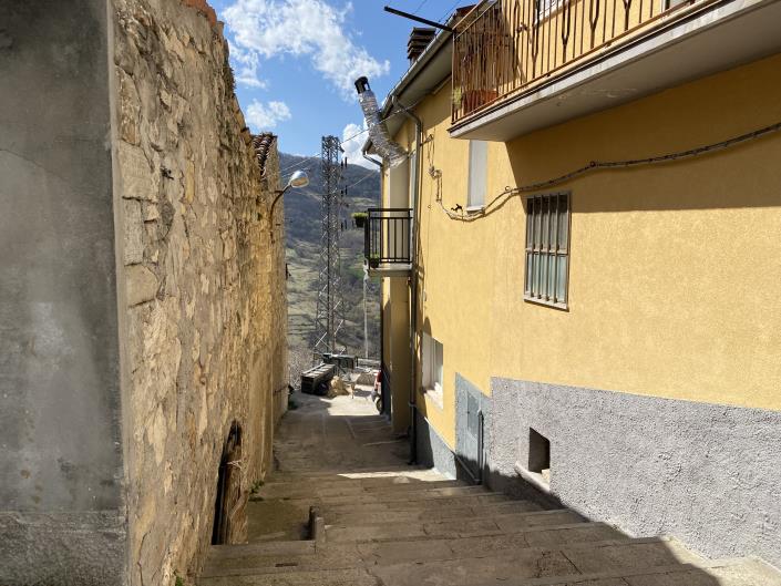 Image No.4-2 Bed Village House for sale