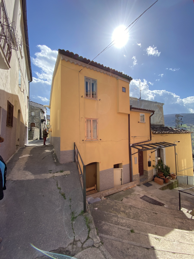 Image No.29-2 Bed Village House for sale