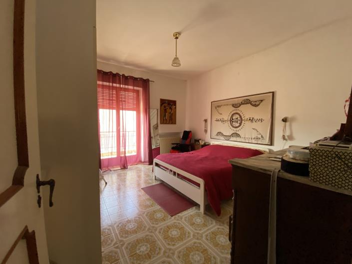 Image No.19-3 Bed Apartment for sale