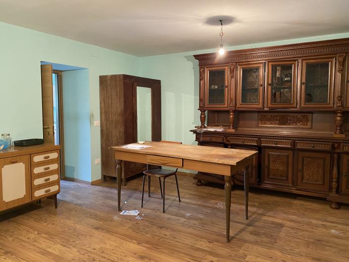 Image No.13-4 Bed Country House for sale