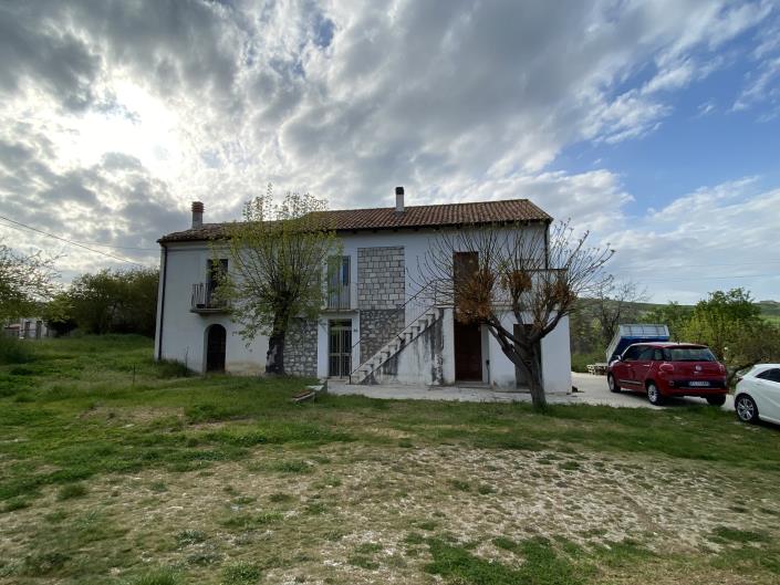 Image No.33-4 Bed Country House for sale