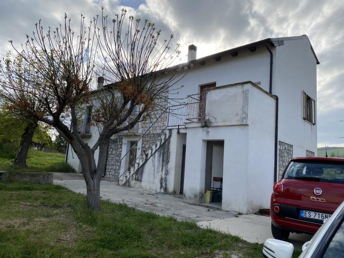 Image No.7-4 Bed Country House for sale