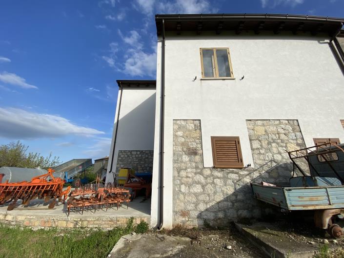 Image No.50-4 Bed Country House for sale