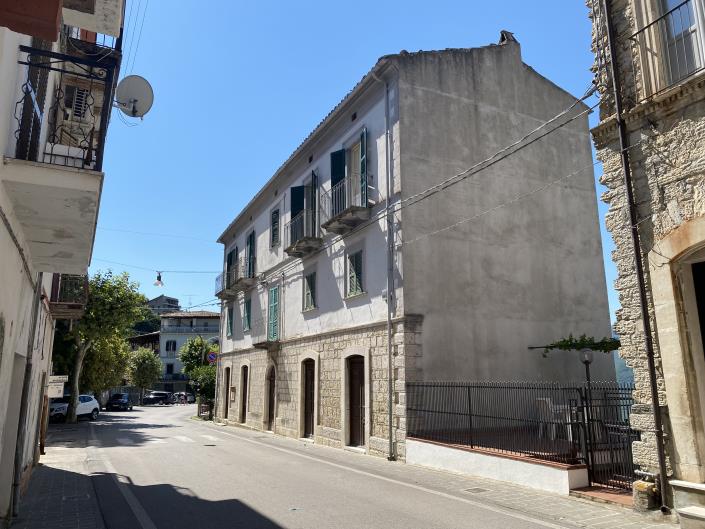 Image No.41-1 Bed Apartment for sale