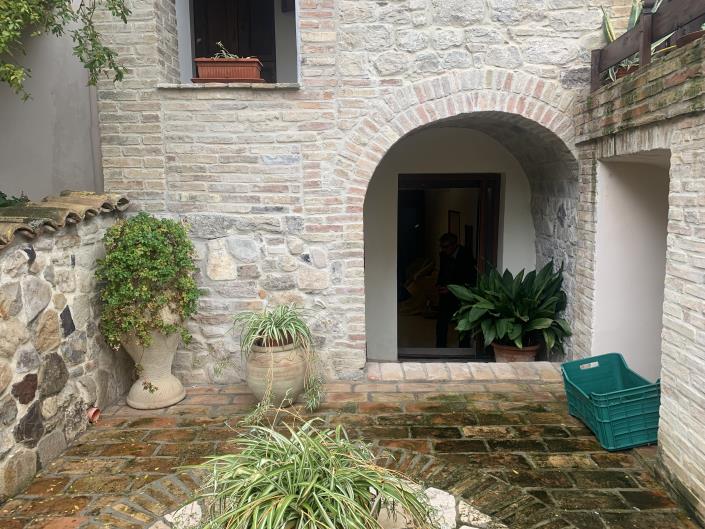 Image No.16-2 Bed Village House for sale