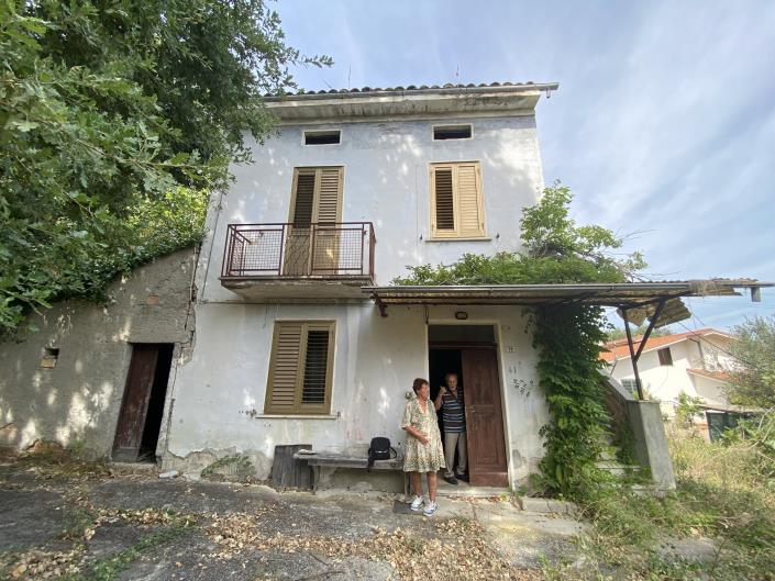 Image No.25-Farmhouse for sale