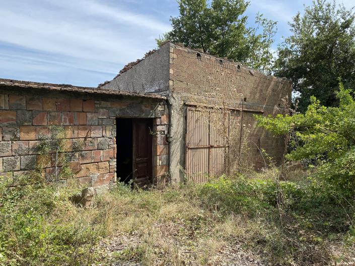 Image No.21-Farmhouse for sale