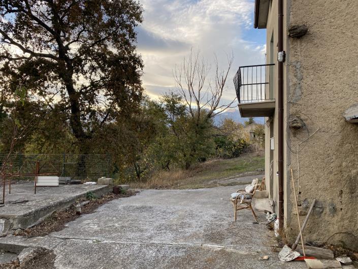 Image No.40-2 Bed Country House for sale