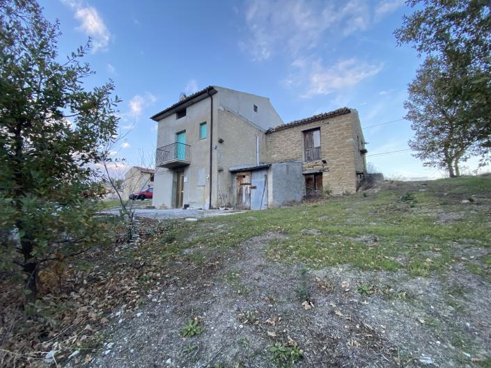 Image No.51-2 Bed Country House for sale