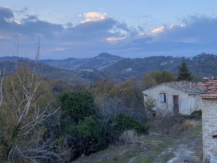 Image No.27-2 Bed Country House for sale