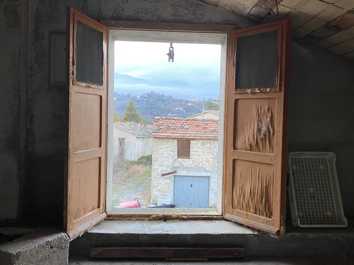 Image No.35-2 Bed Country House for sale