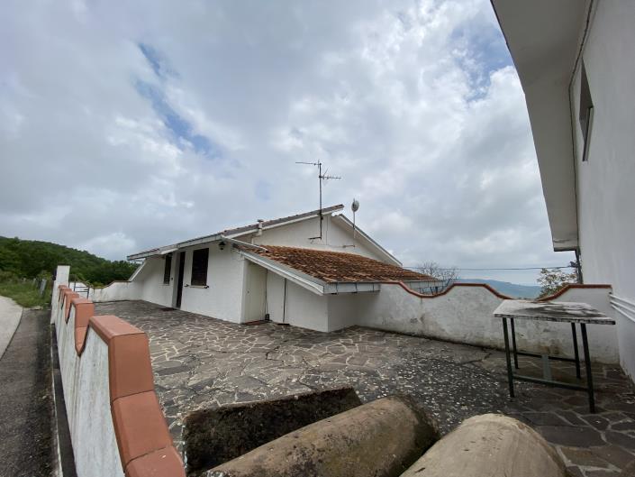 Image No.28-3 Bed House for sale