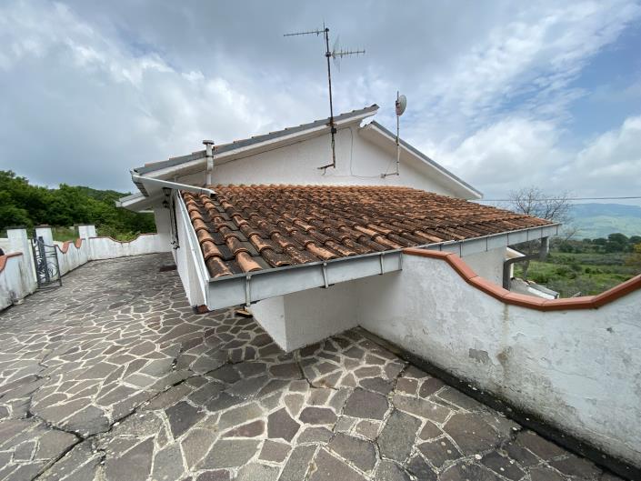 Image No.26-3 Bed House for sale