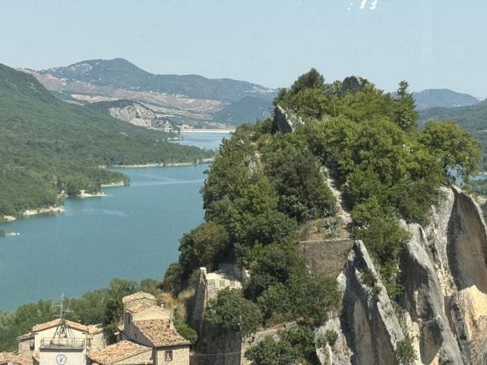 Image No.48-5 Bed Villa / Detached for sale