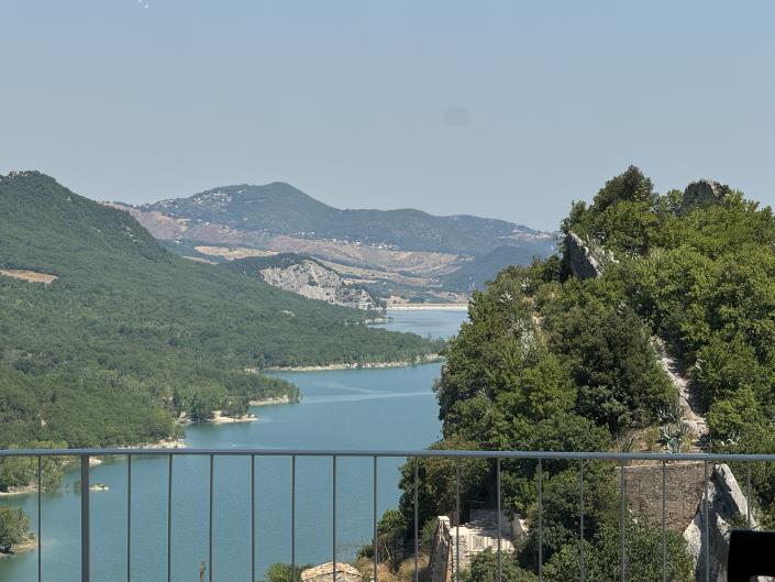 Image No.1-5 Bed Villa / Detached for sale