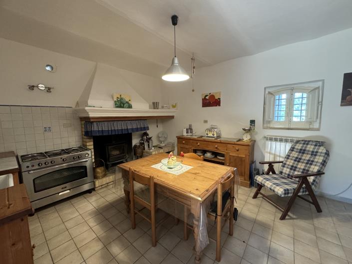 Image No.7-3 Bed House for sale