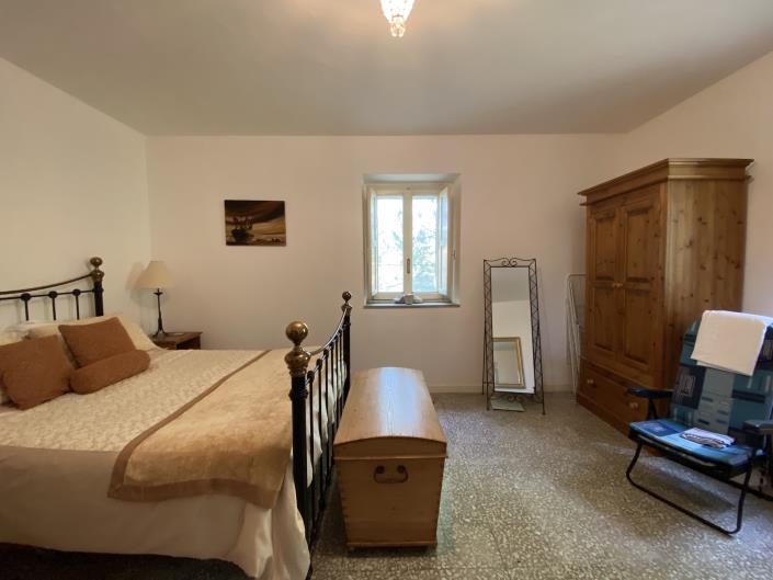 Image No.23-3 Bed House for sale