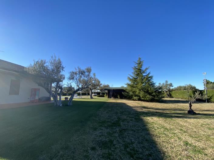 Image No.33-2 Bed Villa / Detached for sale