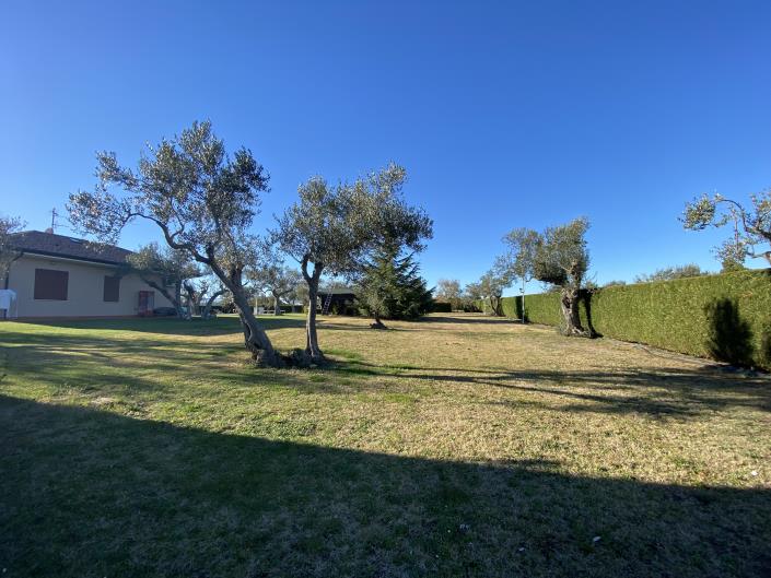 Image No.34-2 Bed Villa / Detached for sale