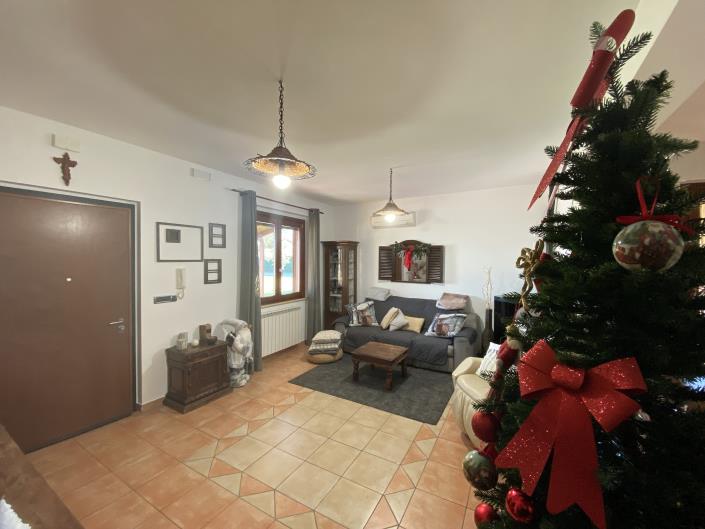 Image No.35-2 Bed Villa / Detached for sale