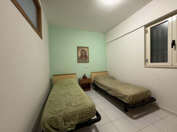 Image No.15-2 Bed Apartment for sale