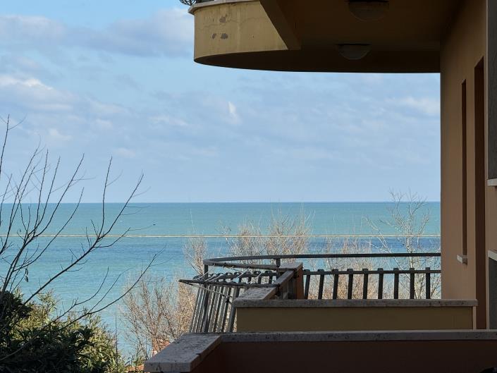 Image No.19-2 Bed Apartment for sale