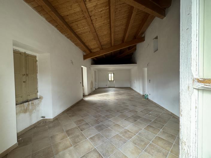 Image No.29-3 Bed Country House for sale