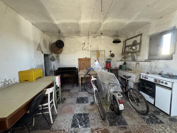 Image No.35-6 Bed Farmhouse for sale