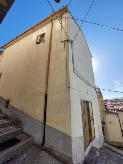 Image No.52-4 Bed Townhouse for sale