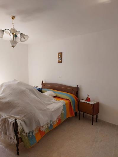 Image No.19-4 Bed Townhouse for sale