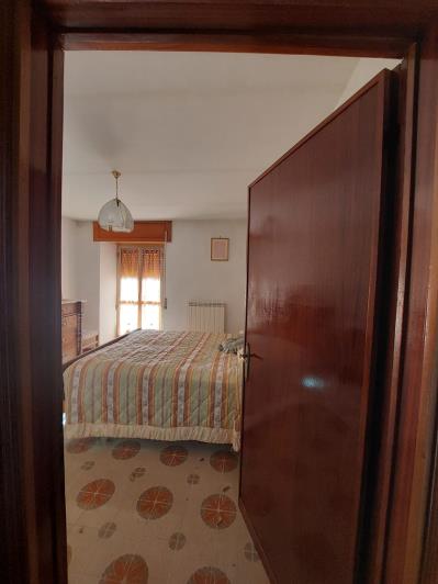 Image No.18-4 Bed Townhouse for sale