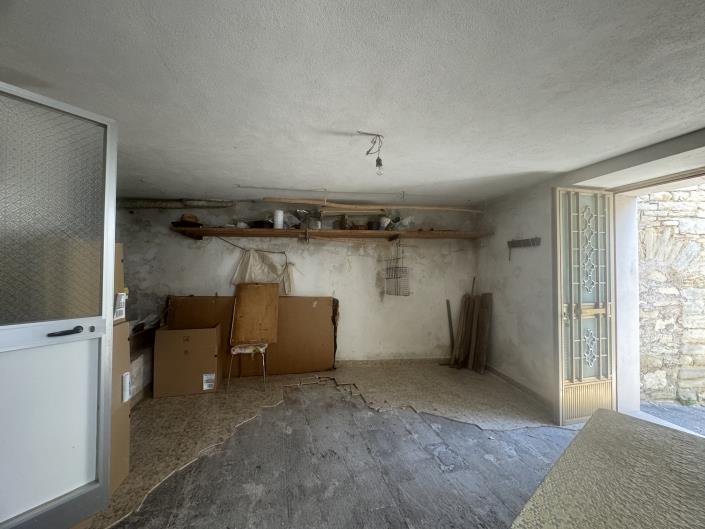 Image No.17-2 Bed Townhouse for sale