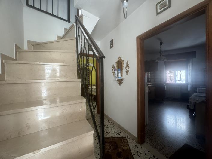 Image No.18-2 Bed Townhouse for sale