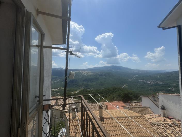 Image No.36-2 Bed Townhouse for sale