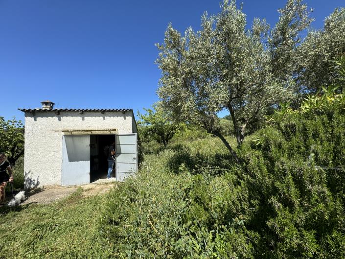 Image No.21-Studio for sale