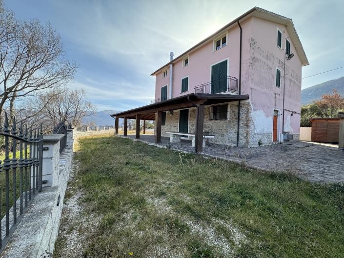 Image No.55-6 Bed Villa for sale