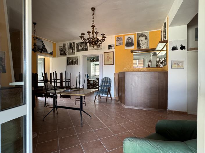 Image No.6-6 Bed Villa for sale